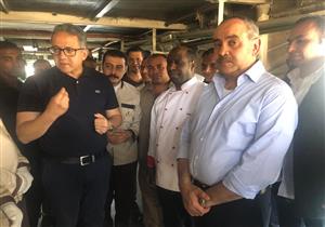 وزير السياحة يطالب عمال الفنادق بالإبلاغ عن أي حالات اشتباه بكورونا