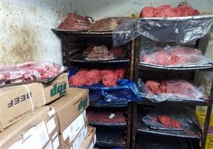 بالصور – ضبط سلع منتهية الصلاحية خلال حملة في الإسكندرية