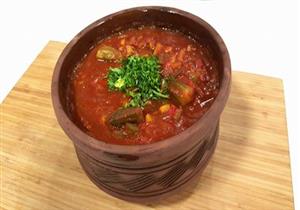 "قلل وزنك بالأكل".. طريقة عمل طاجن البامية بطريقة صحية 