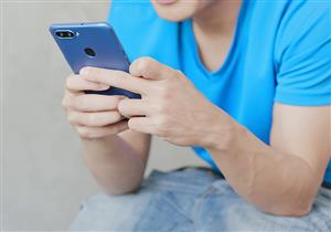 احذر| استخدام هاتفك في "الحمام" يزيد من فرص إصابتك بكورونا