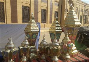 "الصفيح" يكسب.. كورونا تضرب سوق فانوس رمضان الصيني في كفرالشيخ (صور)