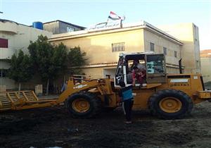 بالصور..حملة تعقيم بقرية معدية مهدي في كفر الشيخ