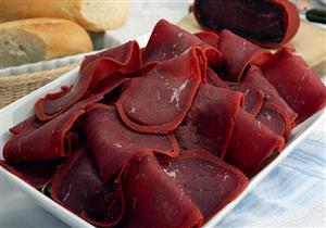 تسبب العطش.. أطعمة ومشروبات احذر تناولها على السحور