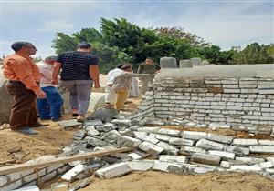 إزالة 90 مقبرة مقامة على أراضي أملاك الدولة بالمنوفية 