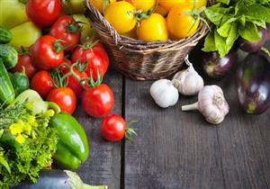 منها معلبات الخضروات والمخبوزات.. احذر تسخين "السكرالوز"