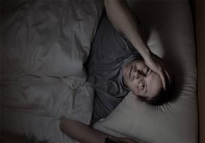 تعاني من كثرة الاستيقاظ ليلا.. 8 أسباب صادمة تحدث لك