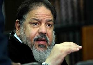 محام يطالب النائب العام بالقبض على منتصر الزيات لنشره أخبار كاذبة عن كورونا