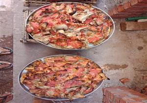 بالصور.. "مطبخ بيت العيلة" يقدم 200 وجبة إفطار يومية بالمجان في الطور