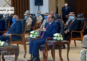 وقت التكاتف.. أول تعليق من السيسي على أزمة تكليف الأطباء 