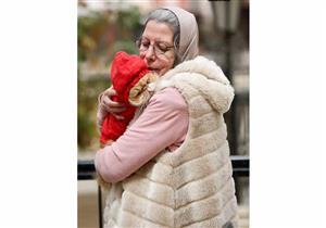 العيد مع "كاتي ونوتي".. سيدة ستينية لم تُنجب فصارت "القطط" أبنائها