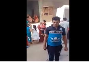 بالفيديو.. "زفة" لمتعافي من "كورونا" بالشرقية