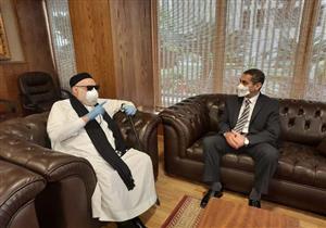 بالصور.. وصول جمعة والقصبي ووزير الشباب طنطا لحضور قافلة"مصر الخير"