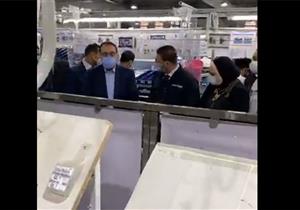 رئيس الوزراء يتفقد مصنع ضفائر السيارات بـ٦ أكتوبر -فيديو