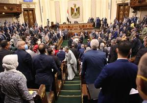 طالب بصرف رواتب كاملة لأُسرهم.. بيان عاجل للحكومة بشأن شهداء الأطباء