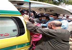 بالصور.. تشييع جنازة طبيب بسيون شهيد كورونا بمسقط رأسه في الغربية