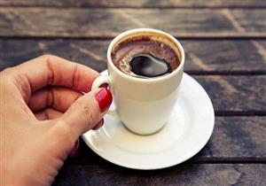 شرب القهوة قد يقلل من خطر الإصابة بمرض باركنسون