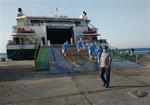 بالصور.. ميناء سفاجا يستقبل 562 مصريًا قادمين من السعودية