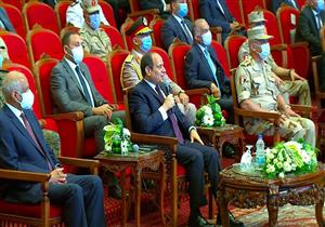 بسبب تعديات البناء.. السيسي للمسؤولين: اللي مش قادر يحقق الانضباط يقول