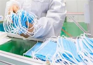 رئيس شعبة المستلزمات الطبية يطالب بحظر بيع "الكمامات الطبية" في الأسواق