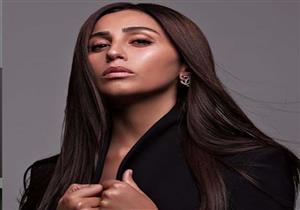    دينا الشربيني على غلاف إحدى المجلات: "دور عمرو دياب في حياتي لا ينتهي"