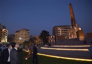  رئيس الوزراء يتفقد المرحلة النهائية لمشروع إضاءة ميدان التحرير بعد تطويره