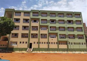 مناقصة عامة لتطوير ورفع كفاءة 23 مدرسة في أسيوط- صور