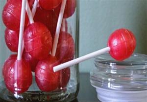  مَصاصات بـ 2 مليون دولار تطيح بوزير التعليم في مدغشقر