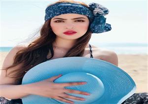 ميرنا جميل بفستان رقيق في أحدث جلسة تصوير