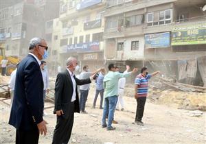  بالصور- محافظ القليوبية ومدير الأمن يقودان حملة لإزالة الإشغالات في شبرا