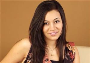 مخرجة كليب "BonVoyage" لكارول سماحة تكشف عن صاحب فكرة النهاية 