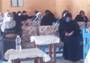 صور.. ندوة للتوعية بمخاطر فيروس كورونا في قرية بلانة بأسوان