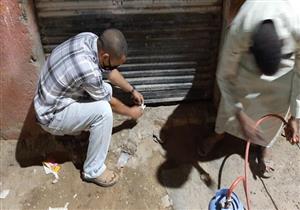 لمخالفة المواعيد.. غلق وتشميع 9 محلات بمركز الواحات البحرية