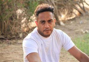    أوس أوس يستعين برباعيات صلاح جاهين في أحدث ظهور: "يأسك وصبرك بين إيديك.. وانت حُر"