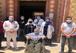 الشرقية تحتفل بشفاء سيدة مُعمرة من فيروس كورونا خلال 10 أيام