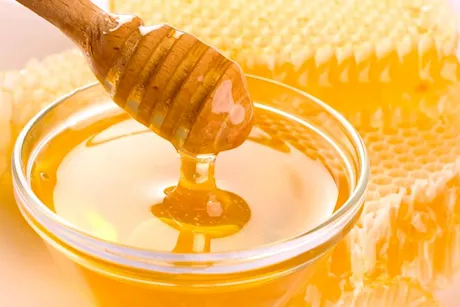 ماذا يعالج شمع العسل؟- إليك أبرز فوائده الطبية          