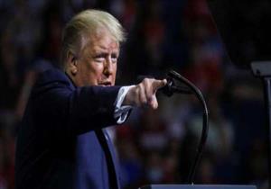 ترامب يتهم الديمقراطيين بالسعي لتدمير نمط الحياة الأمريكية