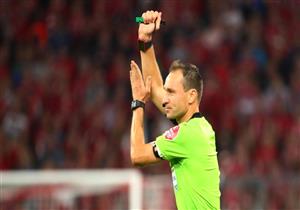 "مهزلة غير عادلة".. غضب واحتجاجات ضد قاعدة "لمسة اليد" في الدوري الإنجليزي