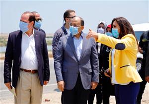 بالصور.. وزيرا التنمية المحلية والإسكان" يتفقدان "المجزر الآلي" بدمياط