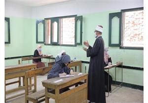 رئيس المعاهد الأزهرية: إلغاء ندب 10 ملاحظين ومساعد رئيس لجنة بامتحان الفرنساوي للثانوية