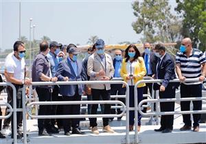 بالصور.. وزيرا التنمية المحلية والإسكان ومحافظ دمياط يتفقدون محطة صرف رأس البر