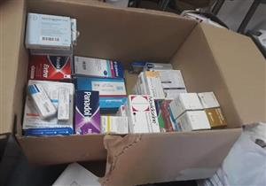 قيمتها نصف مليون جنيه.. ضبط عامل بصيدلية يروج أدوية مهربة ببني سويف