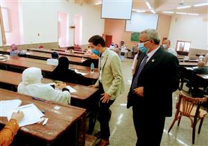 صور.. بدء امتحانات الدراسات العليا في "علوم بنها"