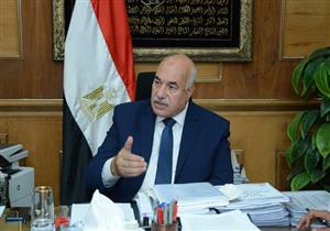 رئيس القابضة للغزل والنسيج يجتمع برؤساء الشركات الجدد