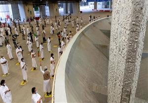 حجاج بيت الله الحرام يبدأون رمي الجمرات ثاني أيام التشريق 