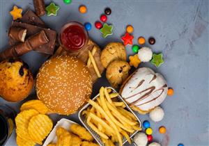 انتبه.. 5 علامات تنذرك بتناول كمية كبيرة من الدهون يوميًا (صور)