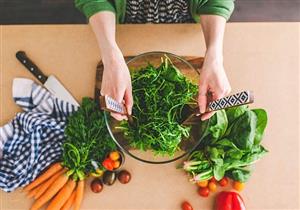 قل وداعًا للكرش.. 7 خضروات تحرق دهون البطن في أسبوع (فيديوجرافيك)