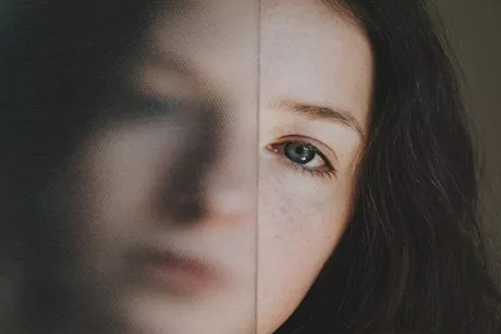 زغللة العين لمرضى السكري- طبيب يوصح الأسباب وطرق العلاج المناسبه 