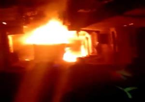 حريق هائل بمخزن للخردة في رأس البر بدمياط