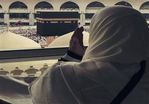 تعرف على حكم أداء الزوجة عمرة عن زوجها المتوفى في فترة العدة