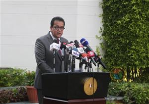 الحكومة تحسم الجدل بشأن إجبار خريجي الجامعات والمعاهد على تأدية الخدمة العامة